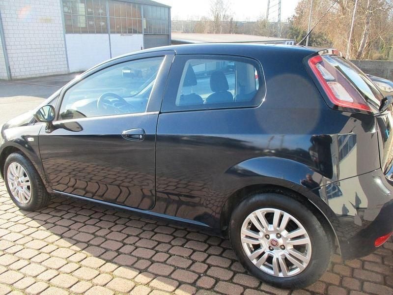 Gebraucht Fiat Punto More 69 PS (50 kW) 2012 Blau Kleinwagen