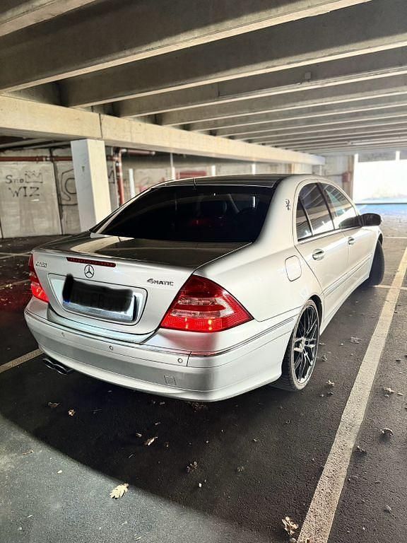 Gebraucht Mercedes C350 Avantgarde 272 PS (200 kW) 2006 Silber Limousine