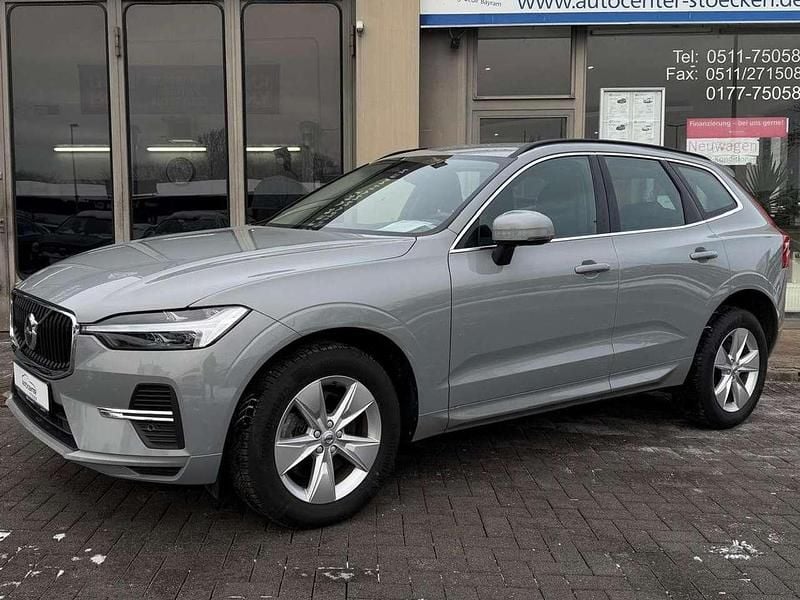 Gebraucht Volvo XC60 Core 197 PS (144 kW) 2024 Vapour grey / metallic SUV