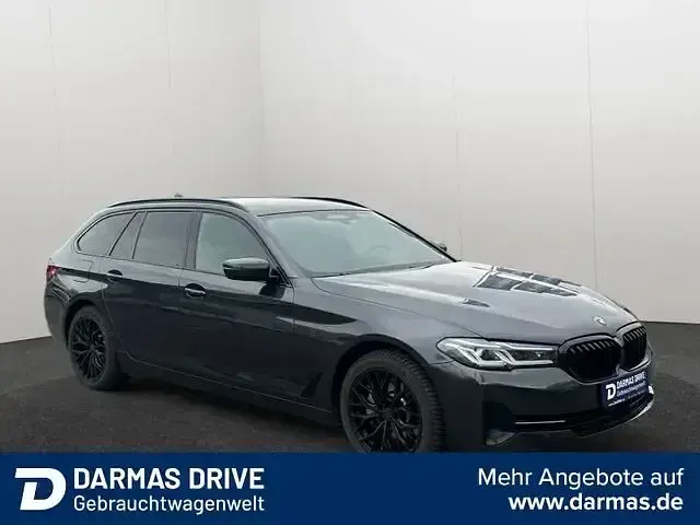 Używany BMW 530 Shadowline 252 KM (185 kW) 2021 Szary Kombi