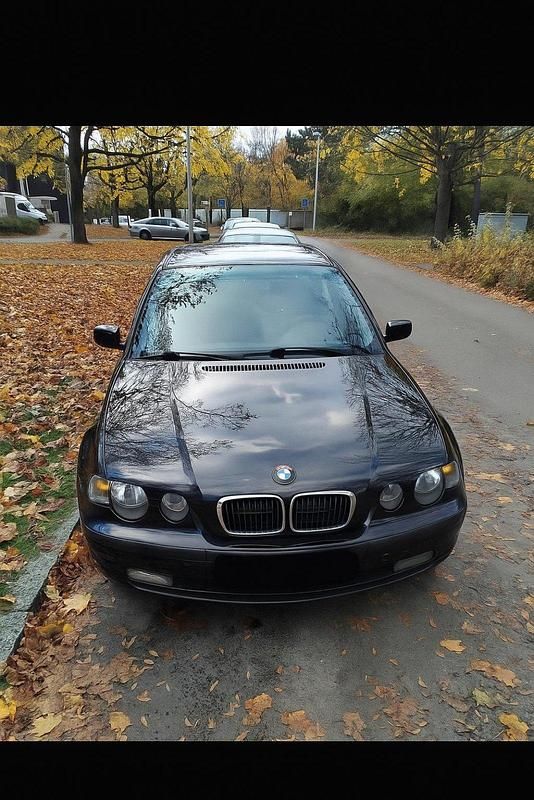 Schwarz Gebraucht 2003 BMW 316 Coupé | 1.800 € (Fairer Preis) - Bild 1/4