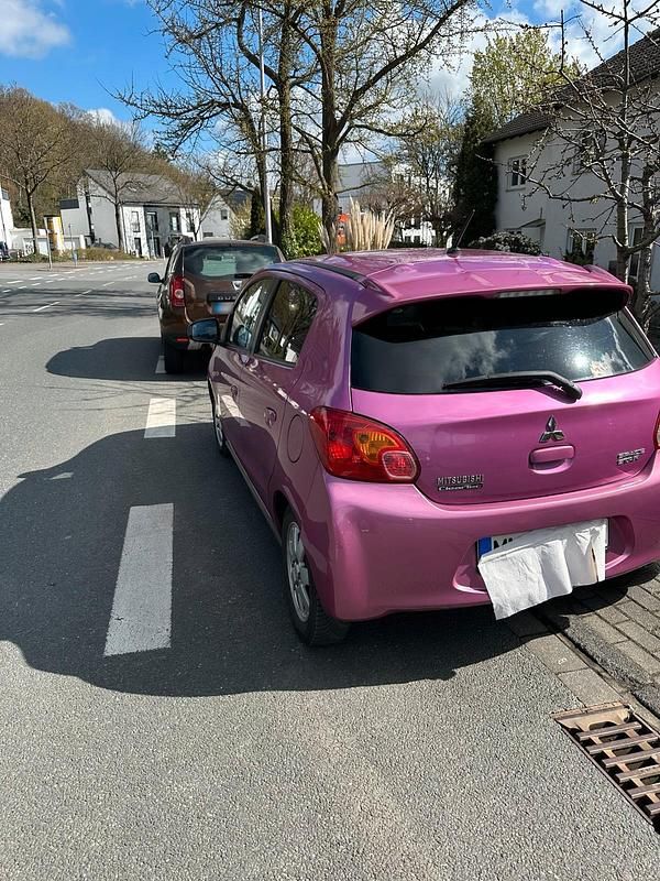 Gebraucht Mitsubishi Space Star 81 PS (59 kW) 2014 Violet Van / Kleinbus