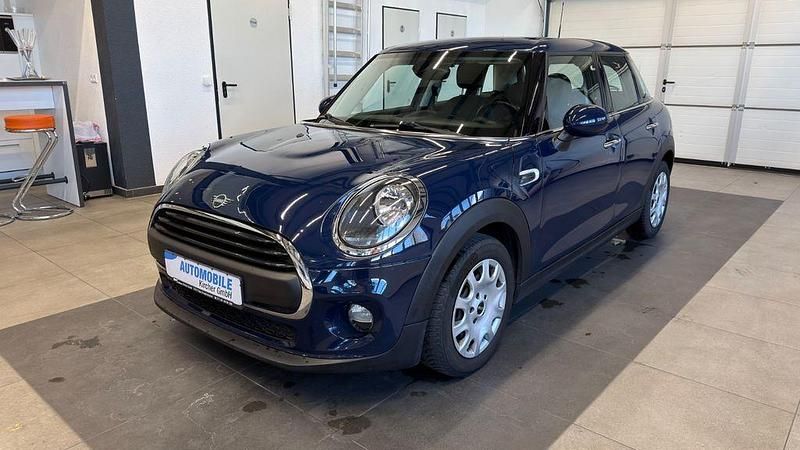 Gebraucht Mini One D 95 PS (69 kW) 2018 Blau Kleinwagen