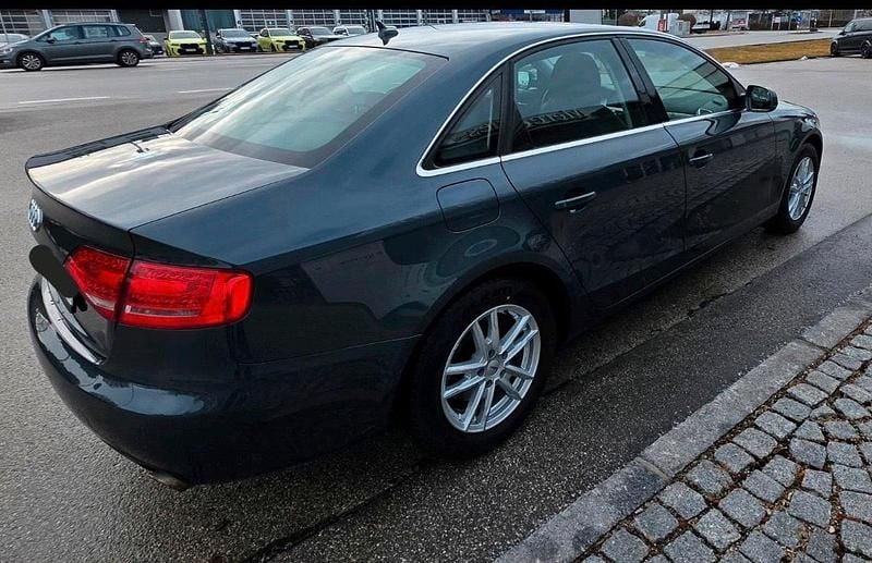 Gebraucht Audi A4 256 PS (188 kW) 2009 Grau Limousine