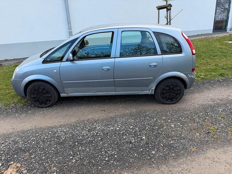Gebraucht Opel Meriva 101 PS (74 kW) 2005 Silber Van / Kleinbus