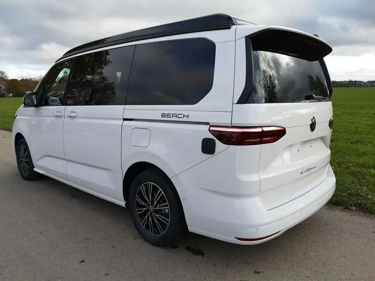 Neu VW California Beach 150 PS (110 kW) 2026 Candyweiß Van