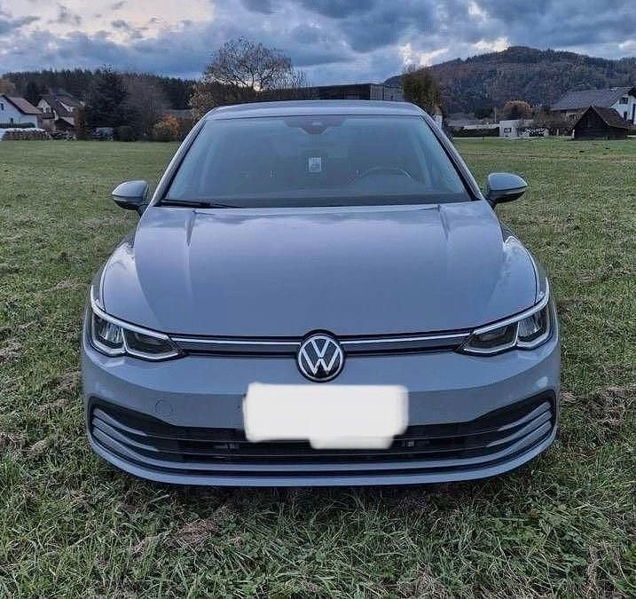 Grau Gebraucht 2020 VW Golf VII Style Limousine | 15.750 € (Superpreis) - Bild 1/4