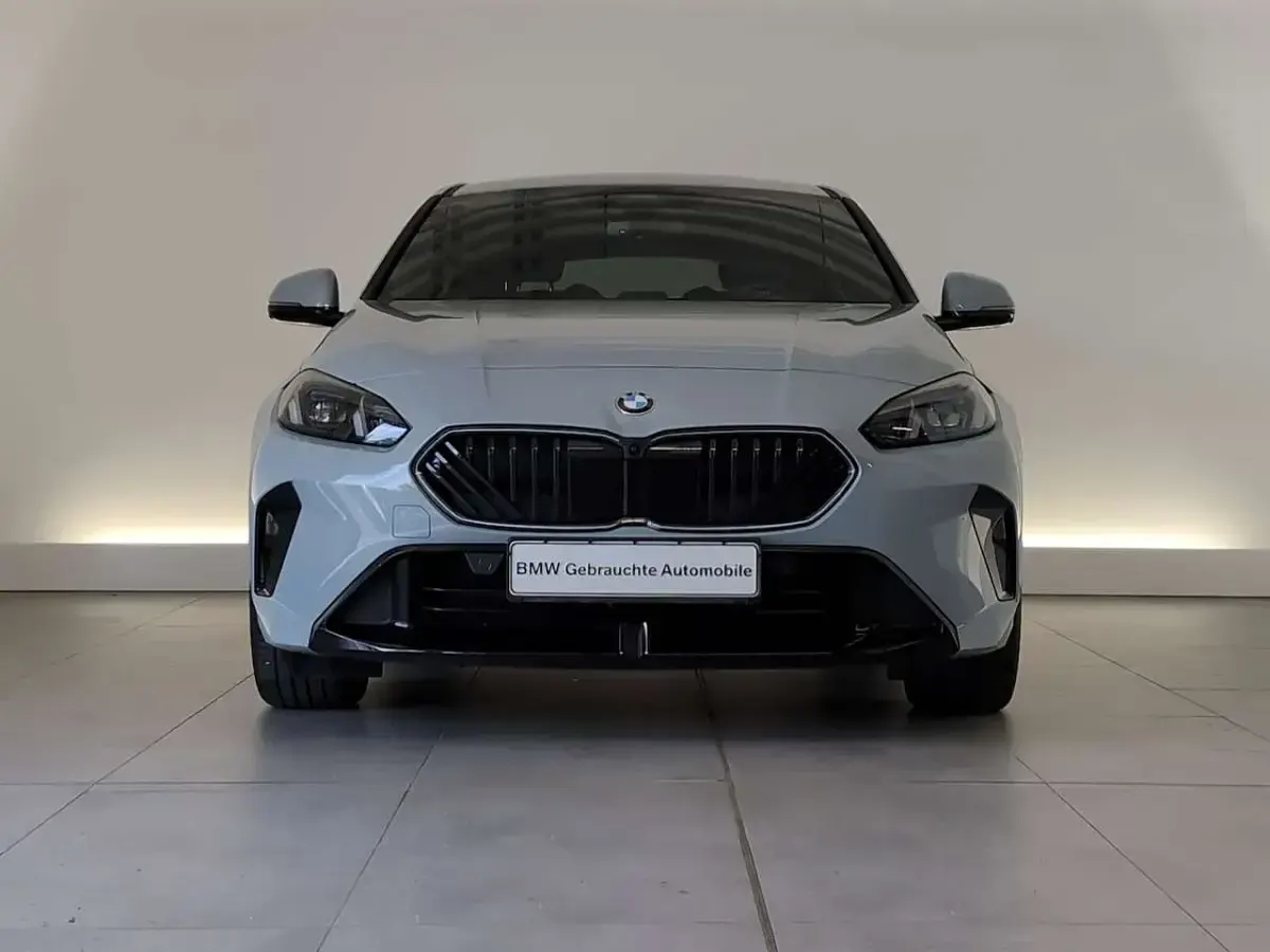 Gebraucht BMW 118 M Sport 150 PS (110 kW) 2025 Grau Kleinwagen