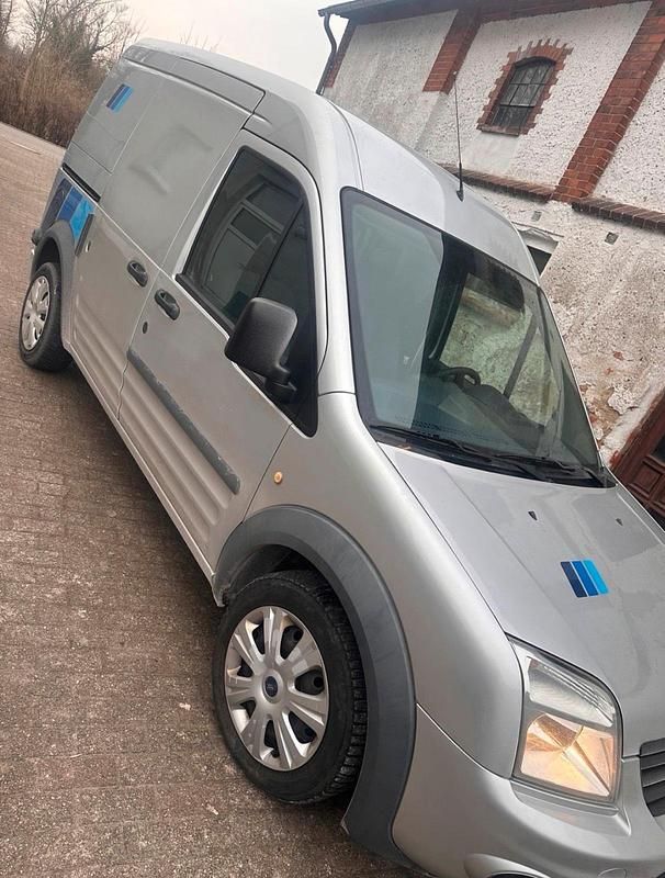 Gebraucht Ford Transit Connect 88 PS (64 kW) 2011 Silber Van / Kleinbus