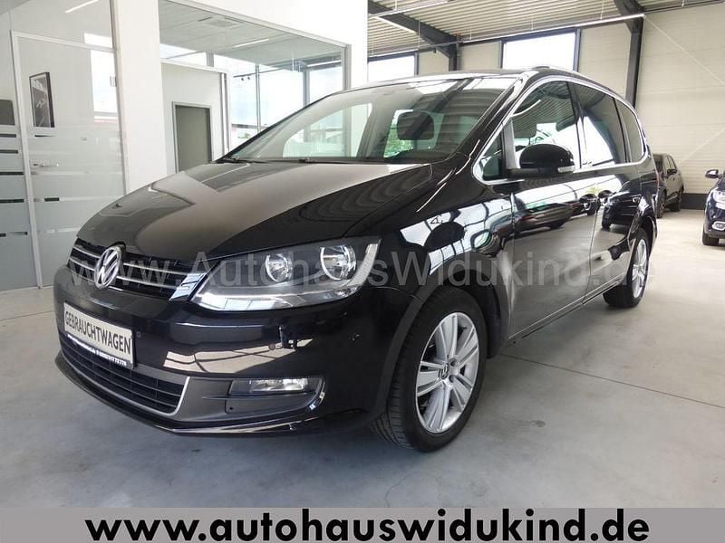 Schwarz Gebraucht 2013 VW Sharan Life Van / Kleinbus | 11.990 € (Fairer Preis) - Bild 1/4