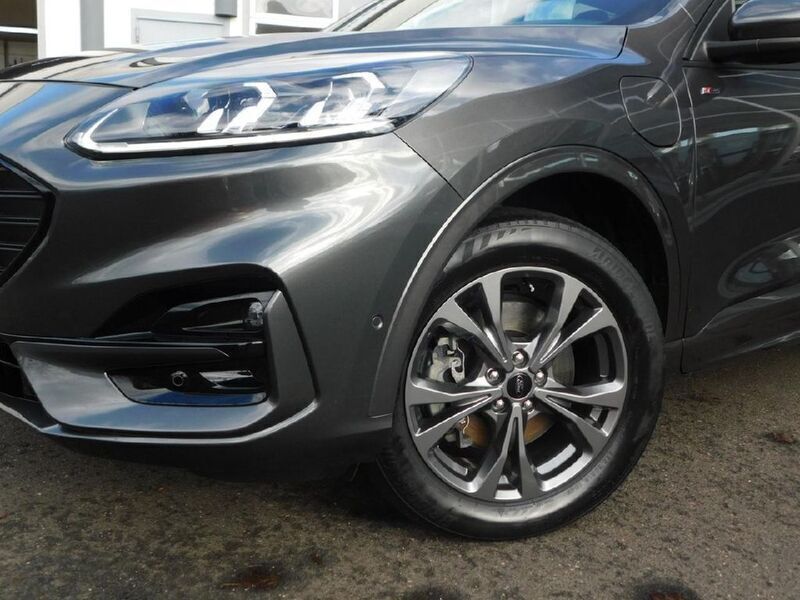 Gebraucht Ford Kuga ST-Line X 152 PS (111 kW) 2021 Magnetic grau metallic SUV