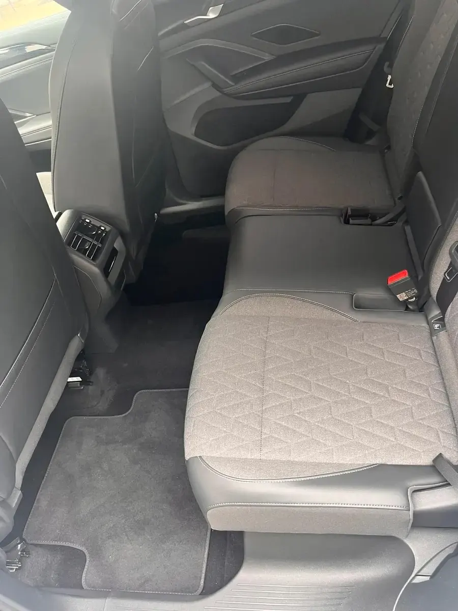 Gebraucht VW Tayron Life 150 PS (110 kW) 2025 Weiß SUV