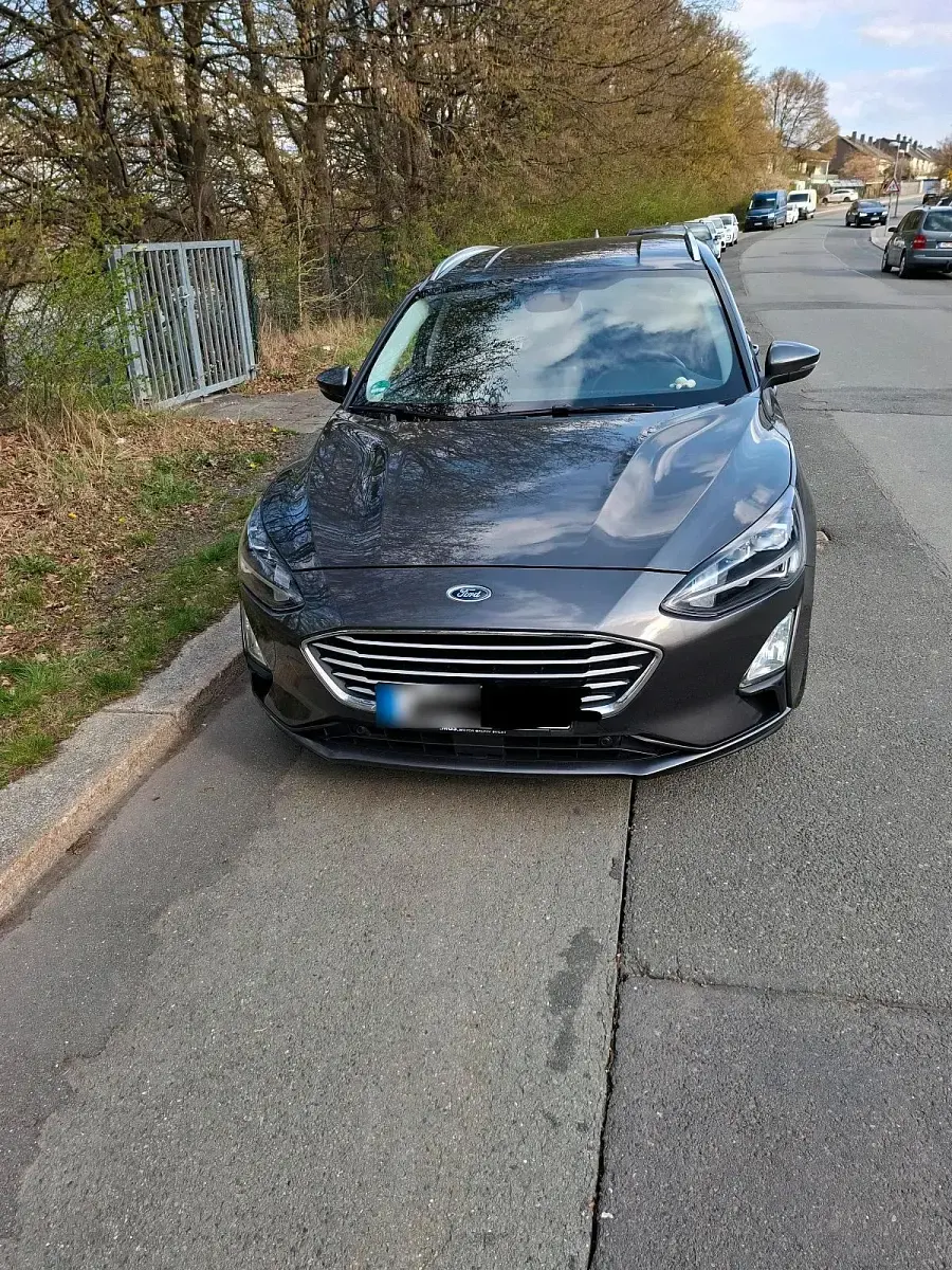 Usata Ford Focus 150 CV (110 kW) 2019 Grigio Station wagon