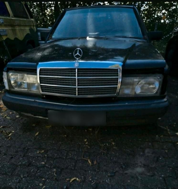 Usata Mercedes 190 1988 Nero Berlina