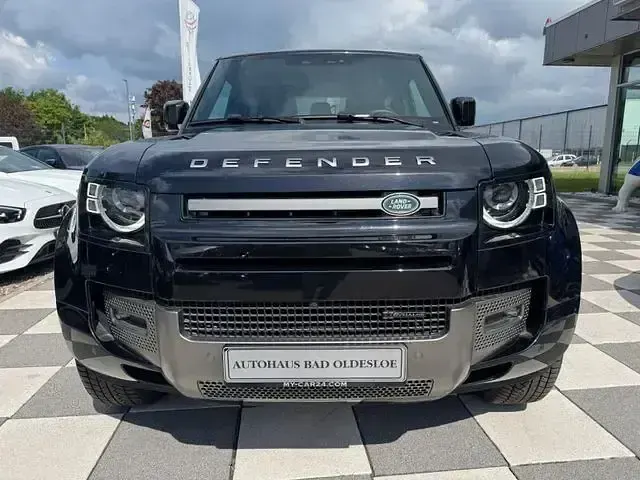 Gebraucht Land Rover Defender SE Dynamic 200 PS (147 kW) 2023 Schwarz SUV