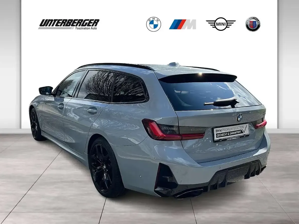 Gebraucht BMW M340 M Sport 374 PS (275 kW) 2025 Grau Kombi