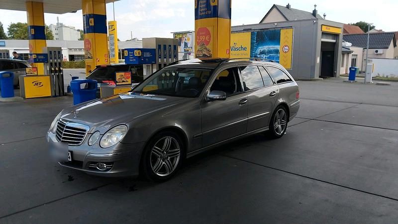 Silber Gebraucht 2007 Mercedes E280 Kombi | 2.850 € (Superpreis) - Bild 1/1