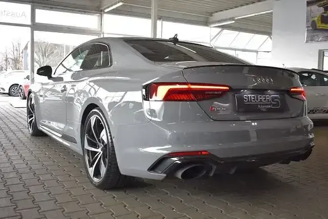 Gebraucht Audi RS5 Sport 450 PS (330 kW) 2018 Nardograu Coupé