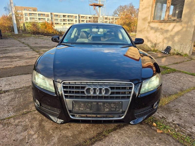 Gebraucht Audi A5 190 PS (139 kW) 2011 Brillantschwarz Coupé