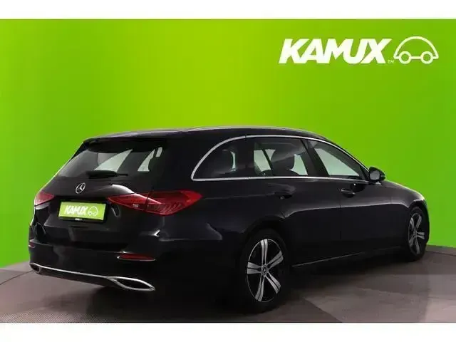 Gebraucht Mercedes C200 Avantgarde 163 PS (119 kW) 2023 Obsidianschwarz Kombi
