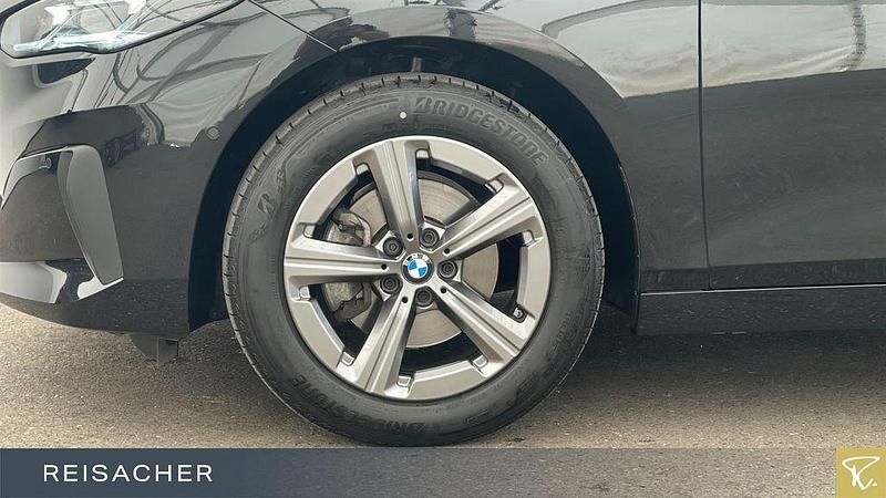 Gebraucht BMW 218 Active Tourer Efficient Dynamics 136 PS (100 kW) 2024 Saphirschwarz metallic Van / Kleinbus