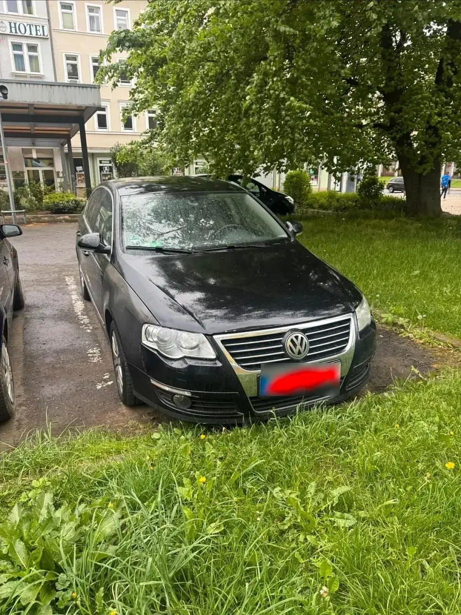 Używany VW Passat 116 KM (85 kW) 2005 Czarny Sedan/Limuzyna