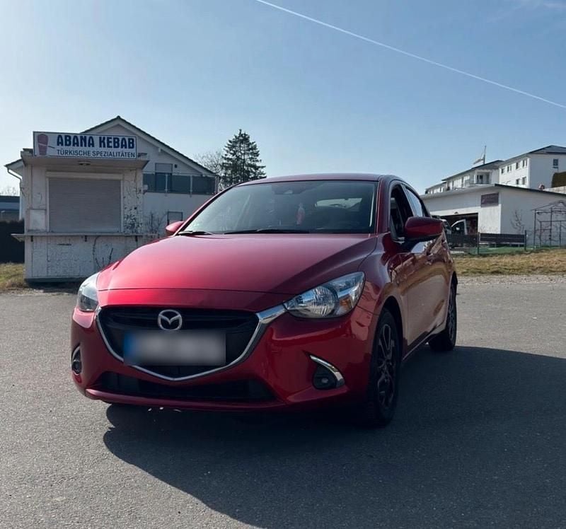 Gebraucht Mazda 2 Exclusive-Line 75 PS (55 kW) 2019 Rot Kleinwagen
