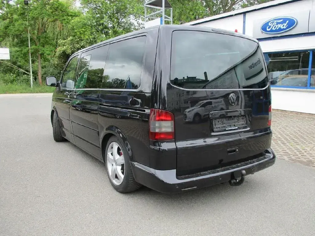 Gebraucht VW Multivan Comfortline 174 PS (127 kW) 2006 Schwarz Van / Kleinbus