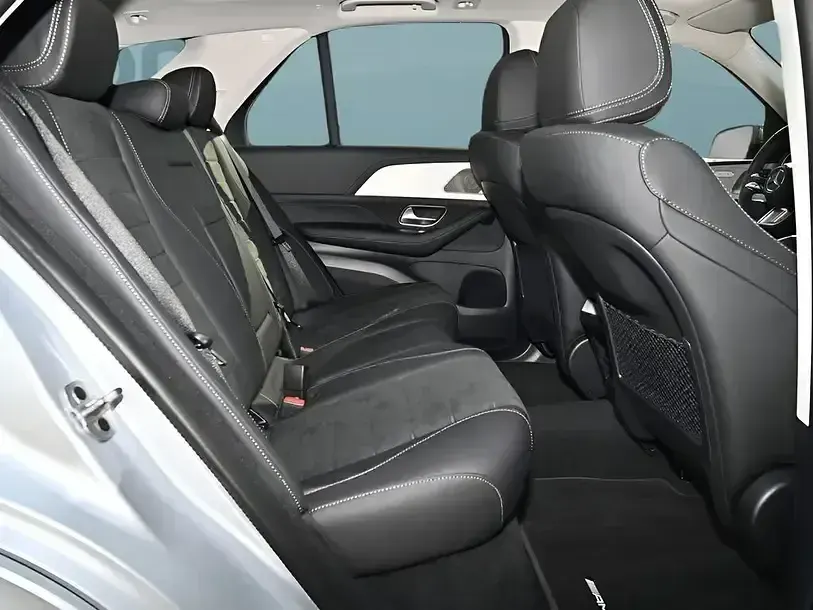Gebraucht Mercedes GLE400 252 PS (185 kW) 2025 Silber SUV