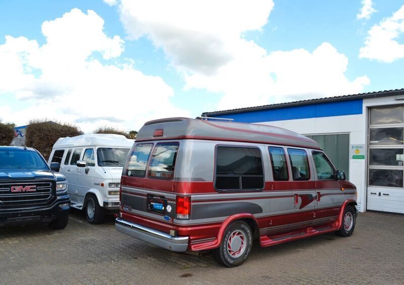 Borduxgrau Gebraucht 1997 Ford Econoline XL Van | 18.900 € - Bild 1/4