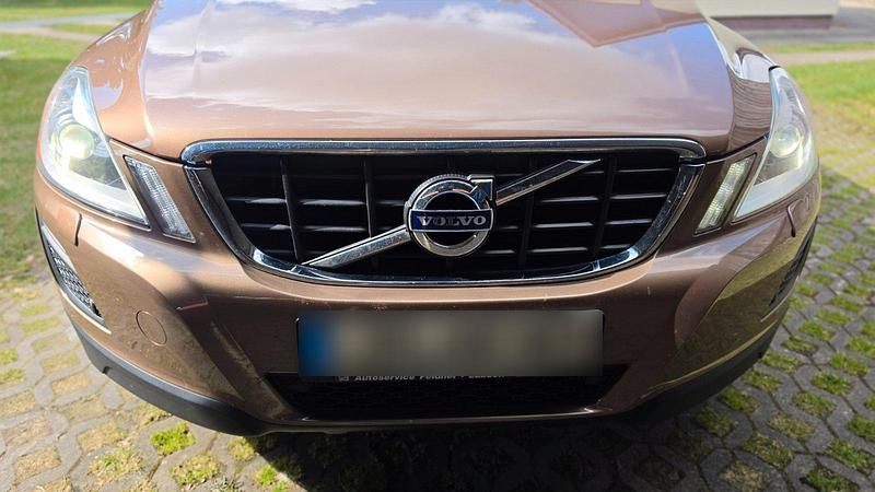 Gebraucht Volvo XC60 163 PS (119 kW) 2011 Braun SUV