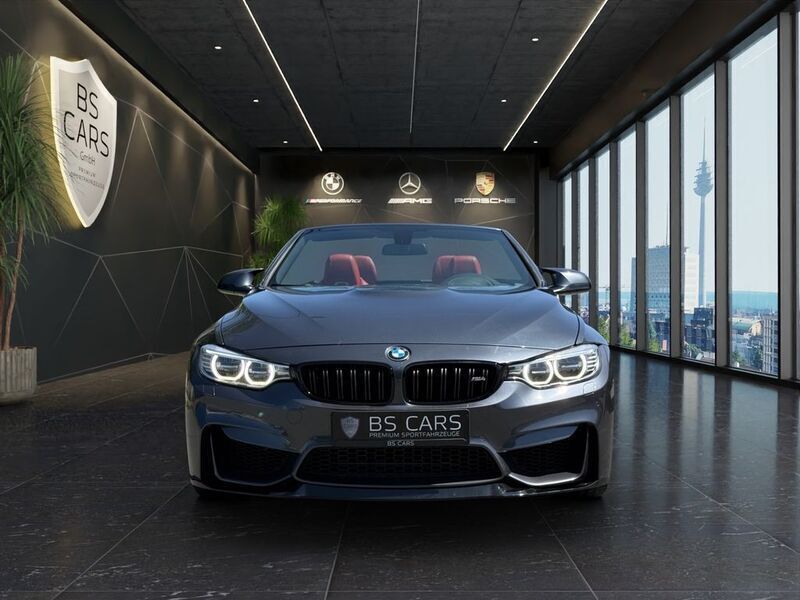 Grau Gebraucht 2016 BMW M4 Cabriolet Performance Cabrio | 41.900 € (Fairer Preis) - Bild 1/4