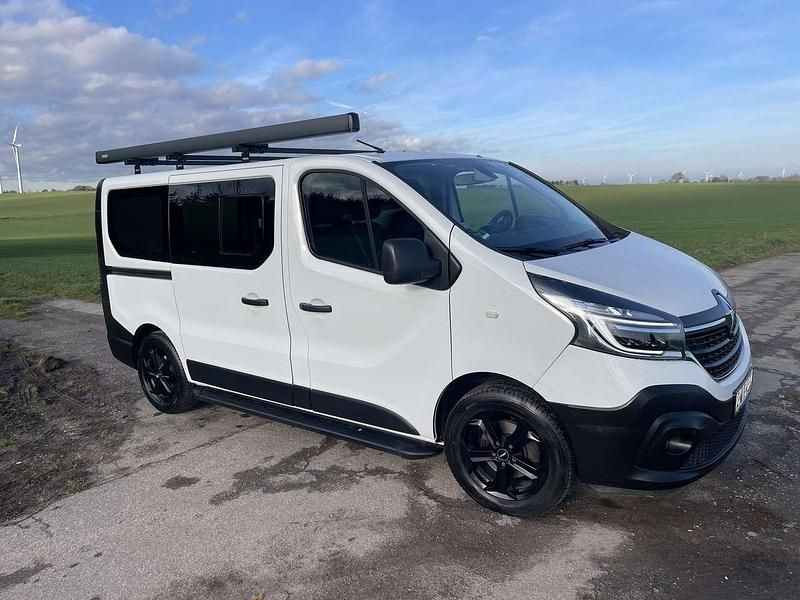 Gebraucht Renault Trafic Komfort 120 PS (88 kW) 2020 Van / Kleinbus