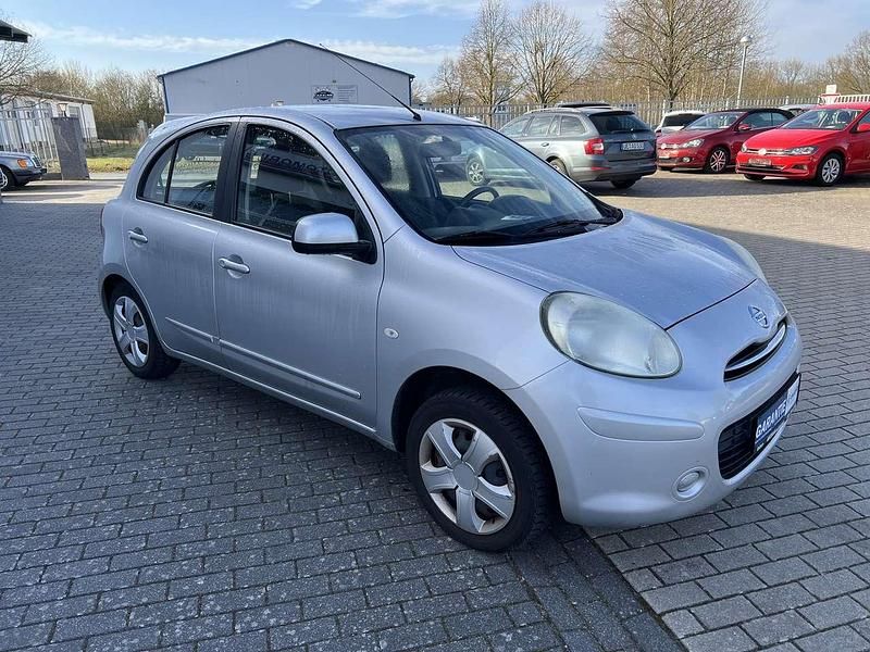 Gebraucht Nissan Micra Acenta 80 PS (58 kW) 2011 New silver (m) Kleinwagen