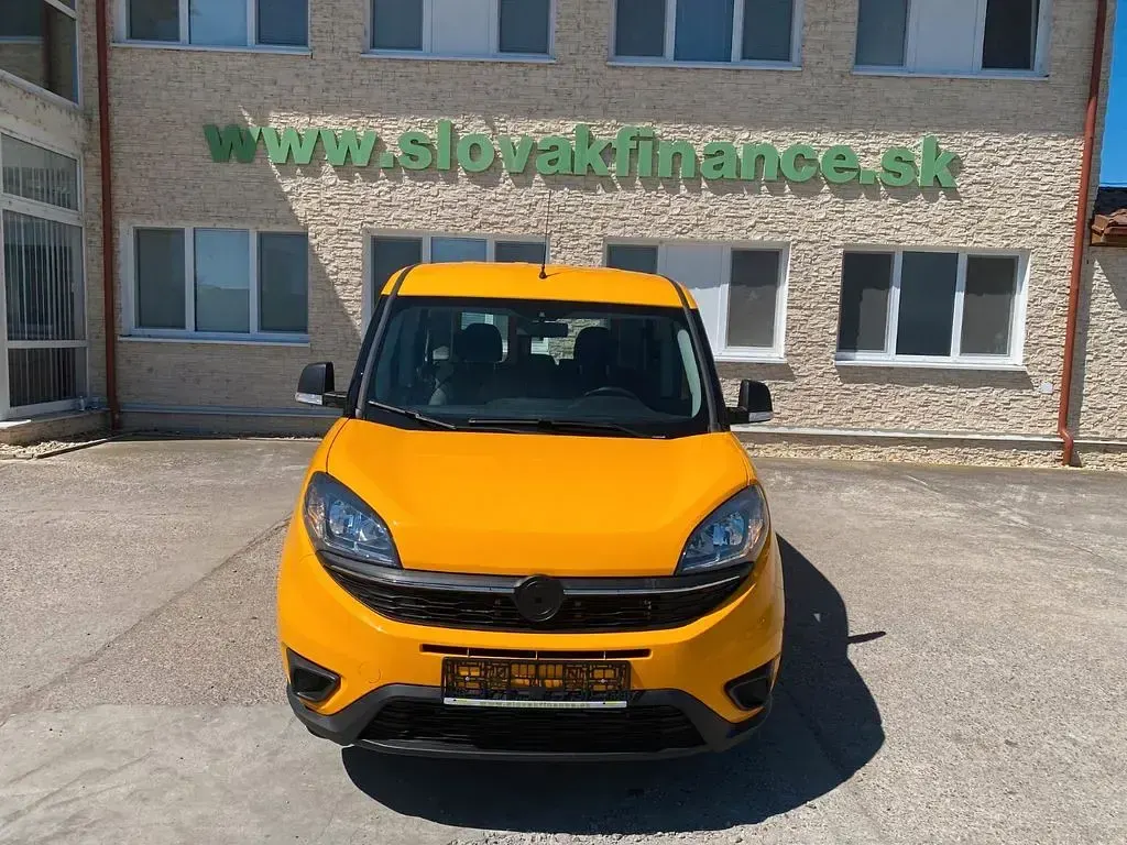 Gebraucht Fiat Doblò 120 PS (88 kW) 2018 Van / Kleinbus