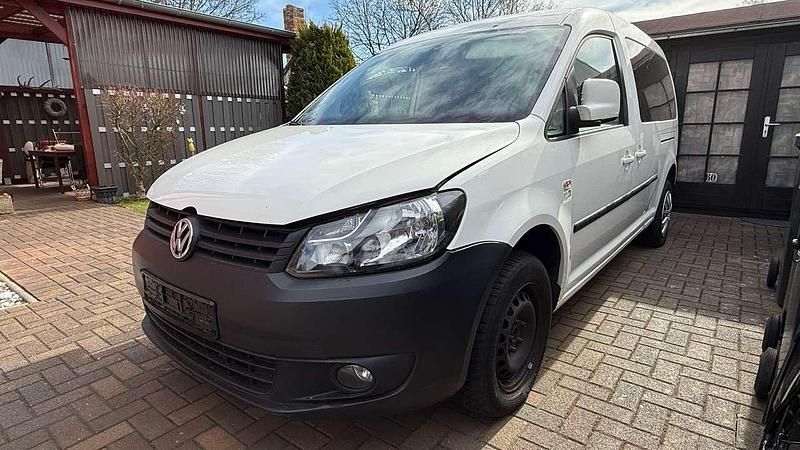 Gebraucht VW Caddy Maxi 102 PS (75 kW) 2011 Weiß Van / Kleinbus