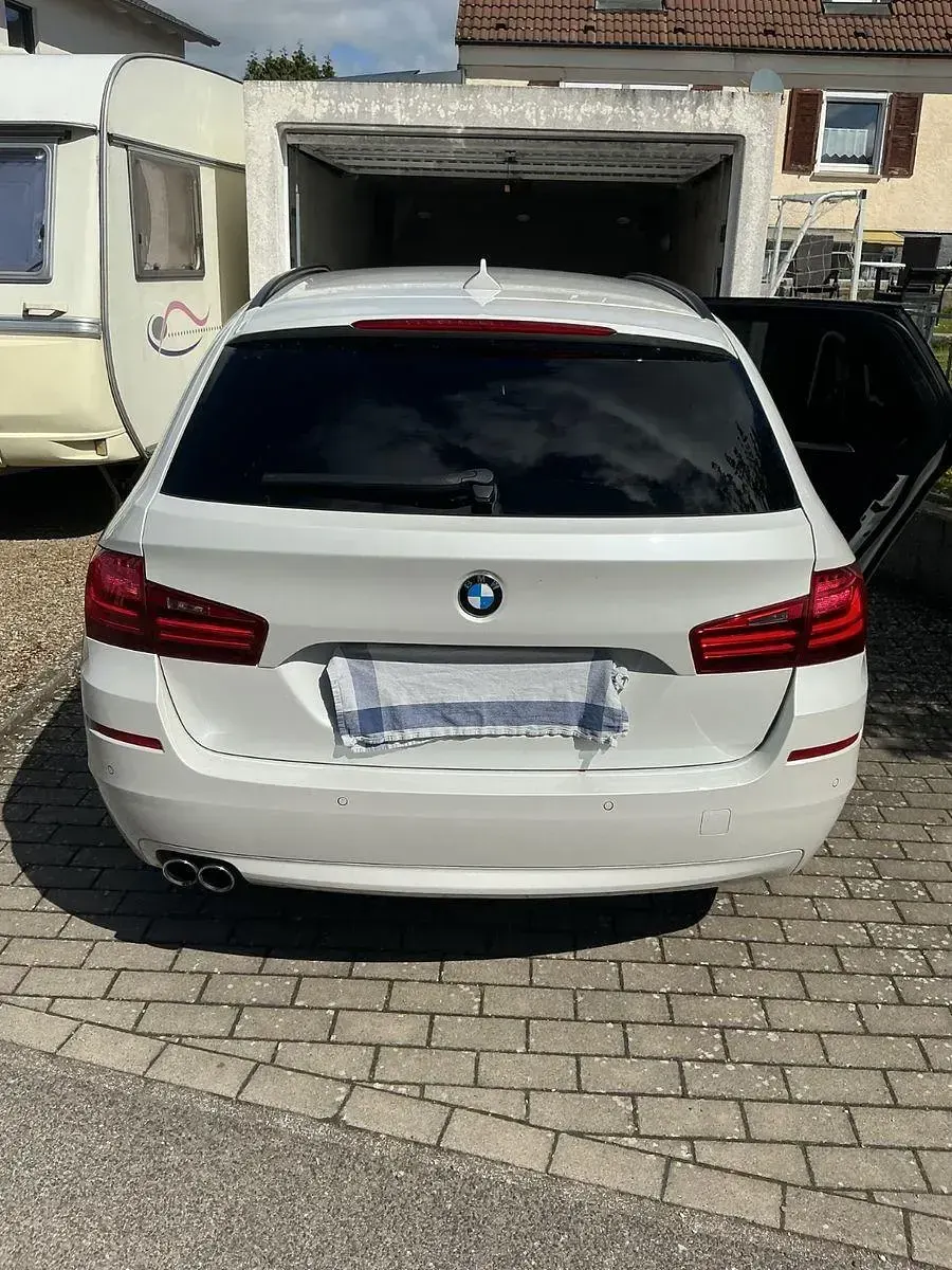 Usata BMW 520 Performance 190 CV (139 kW) 2017 Bianco Station wagon