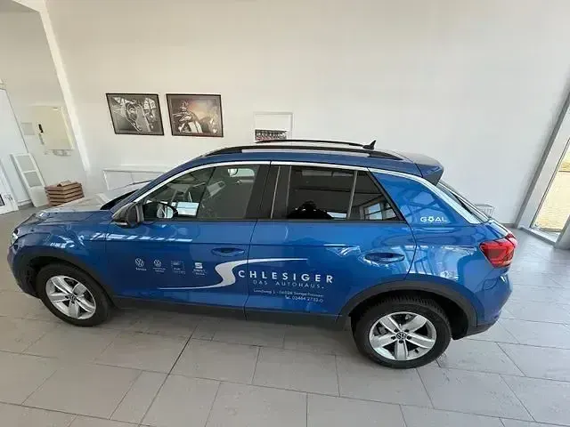 Usata VW T-Roc 150 CV (110 kW) 2025 Blu SUV