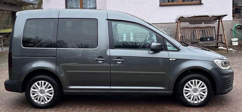 Gebraucht VW Caddy Trendline 102 PS (75 kW) 2016 Grau Van / Kleinbus