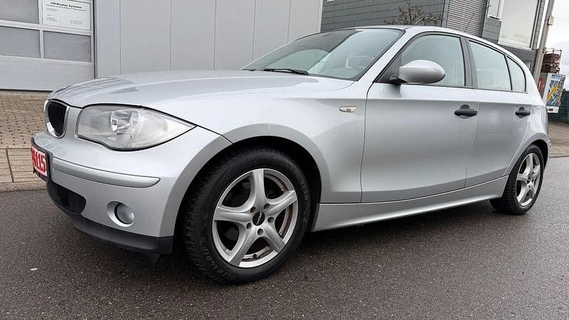 Gebraucht BMW 118 129 PS (94 kW) 2005 Silber Kleinwagen