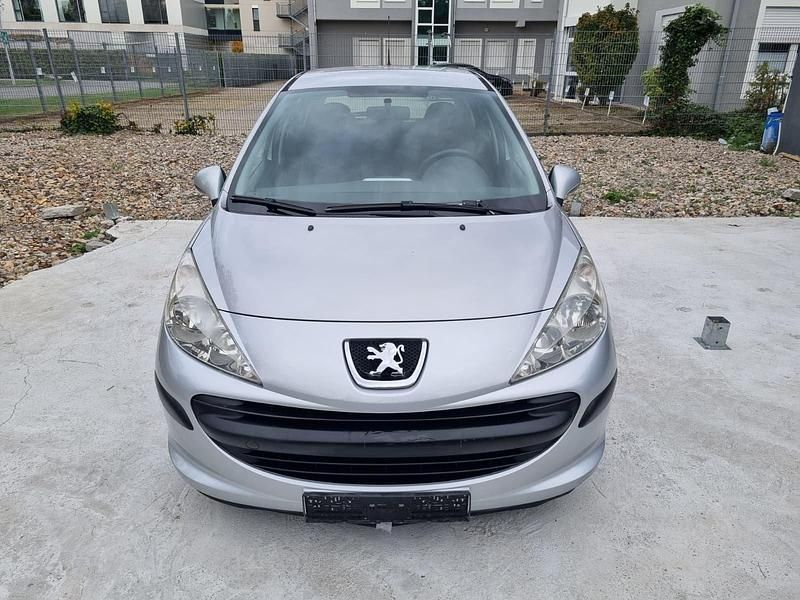 Grau Gebraucht 2008 Peugeot 207 Tendance Kleinwagen | 2.699 € (Fairer Preis) - Bild 1/4