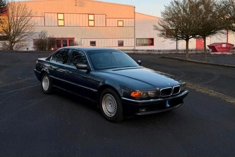 Gebraucht BMW 730 184 PS (135 kW) 1998 Grau Limousine