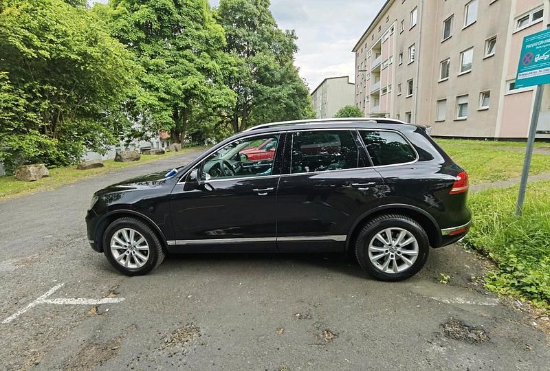 Gebraucht VW Touareg 262 PS (192 kW) 2014 Schwarz SUV