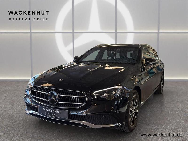 Schwarz Gebraucht 2023 Mercedes E300 Business Kombi | 34.900 € - Bild 1/4