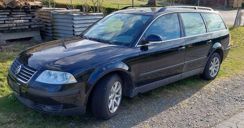 Schwarz Gebraucht 2005 VW Passat Kombi | 1.350 € - Bild 1/4