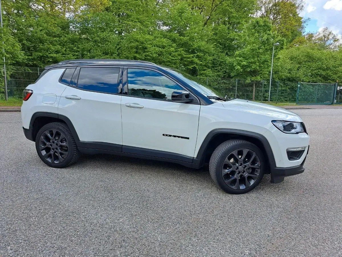 Gebraucht Jeep Compass 150 PS (110 kW) 2020 Weiß SUV