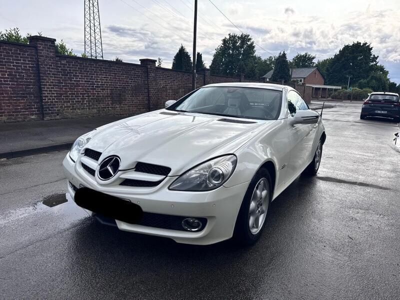 Weiß Gebraucht 2009 Mercedes SLK200 2LOOK Edition Cabrio | 8.150 € (Guter Preis) - Bild 1/4