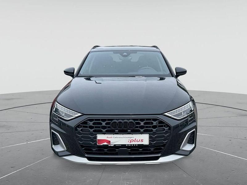 Gebraucht Audi A3 204 PS (150 kW) 2025 Manhattangrau metallic Limousine