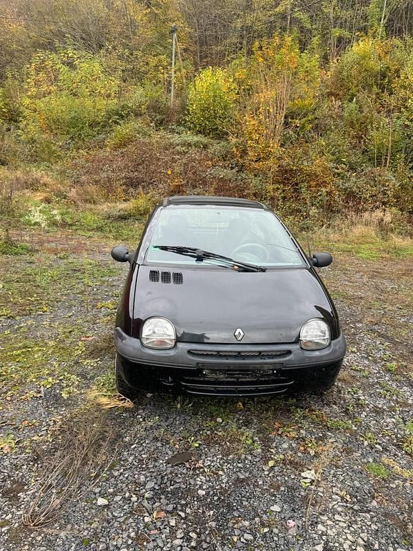 Schwarz Gebraucht 2001 Renault Twingo Kleinwagen | 550 € (Guter Preis) - Bild 1/4