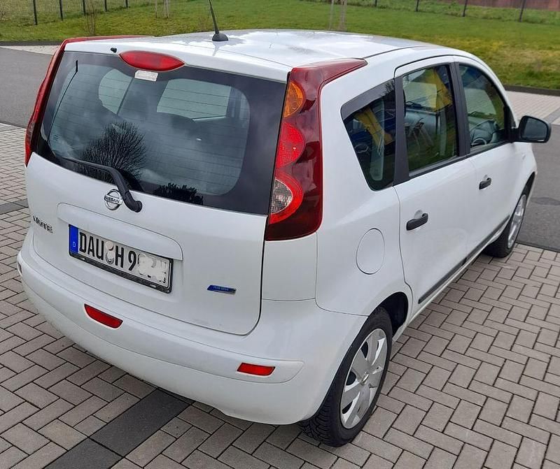 Second-hand Nissan Note 88 CP (64 kW) 2009 Alb Hatchback